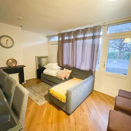 Flat 4, Kingsbury House Villa London Eksteriør bilde