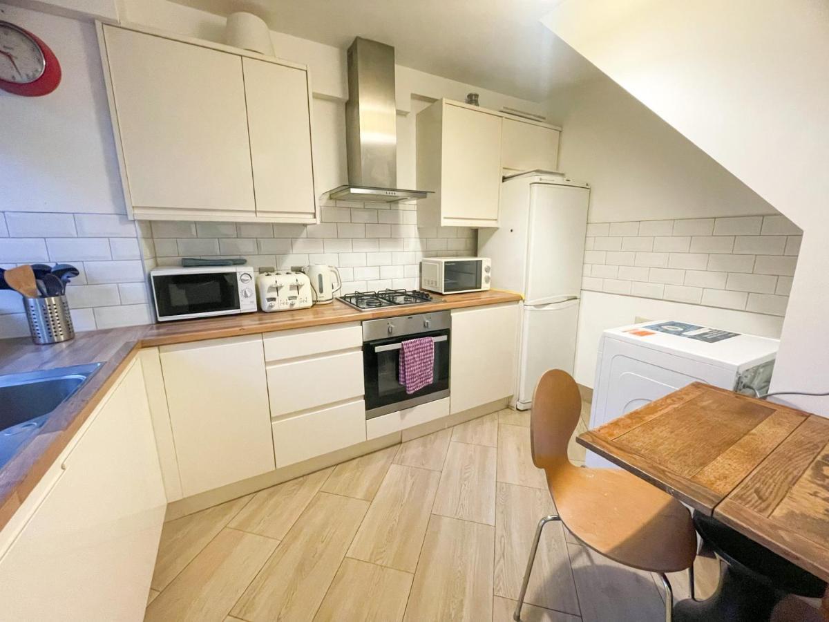 Flat 4, Kingsbury House Villa London Eksteriør bilde